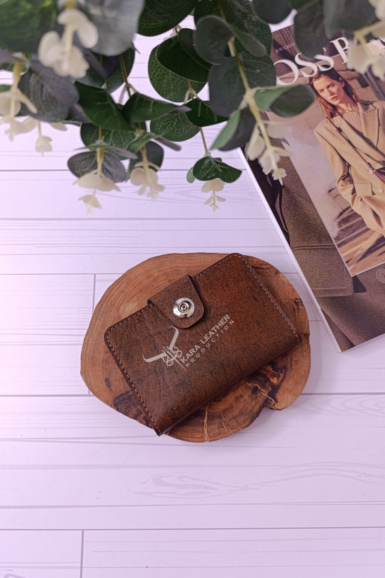 فندقی دست رنگ