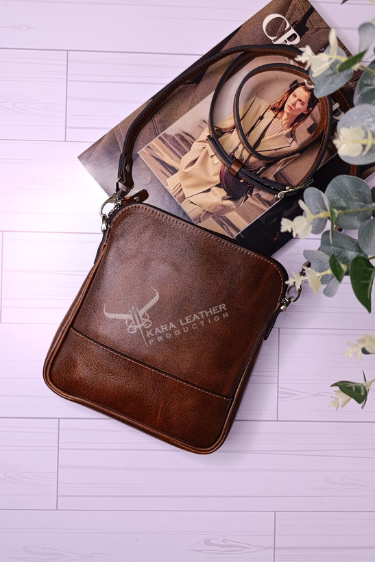 فندقی دست رنگ