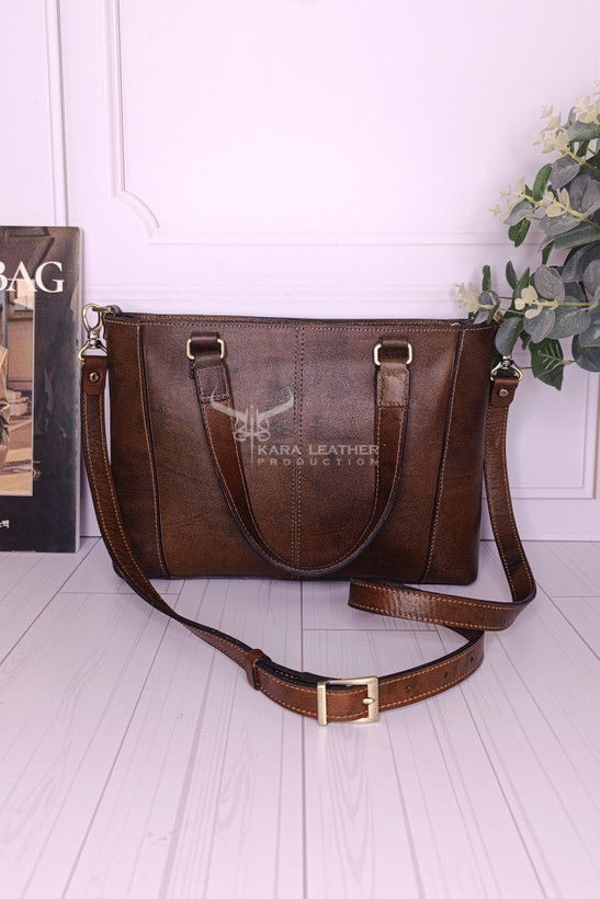 فندقی دست رنگ